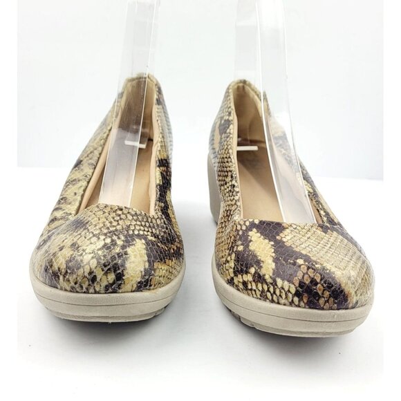 Easy Spirit Esclarita Leather Animal Print Wedge - Size 6.5 - Picture 2 of 7